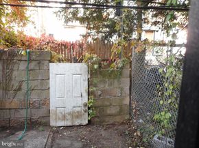 529 E Queen Lane, Philadelphia PA 19144