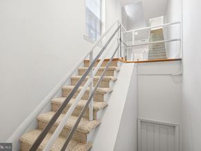 306 S 10TH Street D, Philadelphia PA 19107