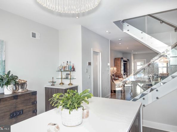 158 Kalos Street, Philadelphia PA 19128