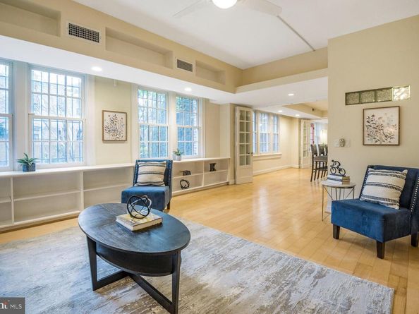 1661 Crescent Place NW 102, Washington DC 20009