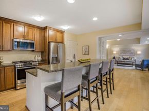1661 Crescent Place NW 102, Washington DC 20009