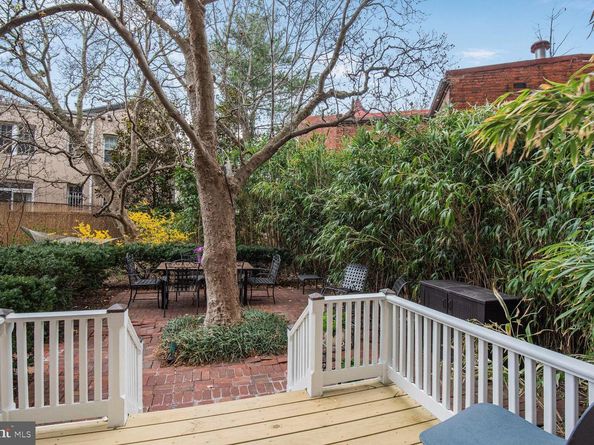 1661 Crescent Place NW 102, Washington DC 20009