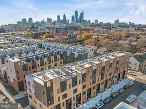 652 Fairmount Avenue, Philadelphia PA 19123