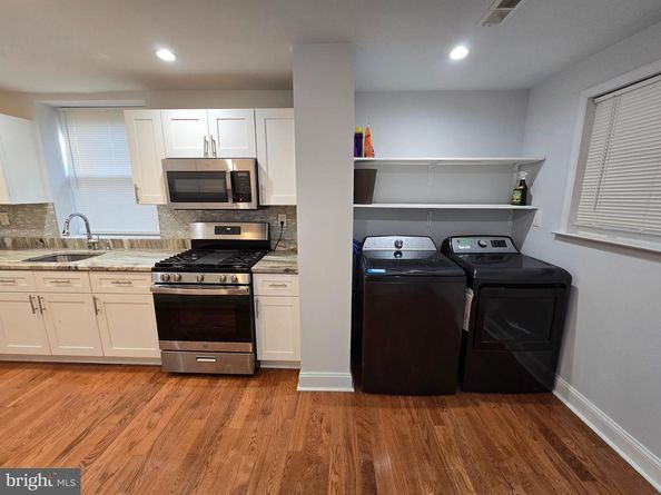 2254 Pratt Street, Philadelphia PA 19137