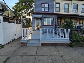 2254 Pratt Street
