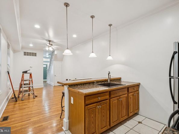 2338 N 12TH Street, Philadelphia PA 19133