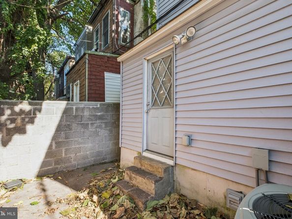 2338 N 12TH Street, Philadelphia PA 19133