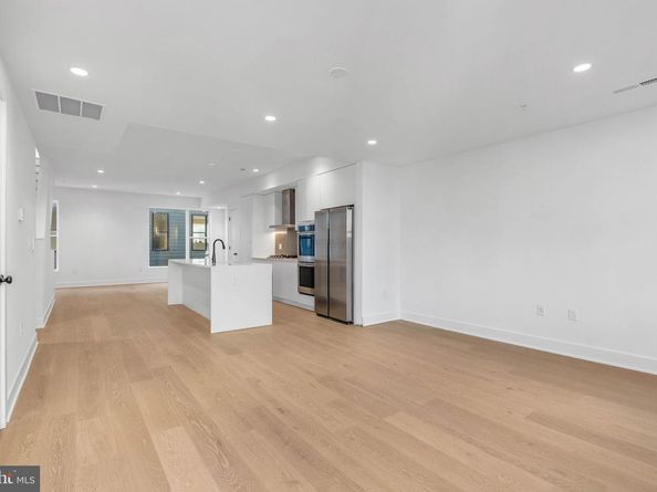 635 N 7TH Street H4B, Philadelphia PA 19123