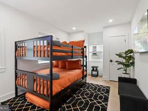 1821 Christian Street, Philadelphia PA 19146