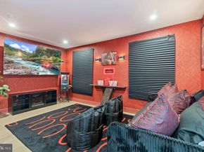 1821 Christian Street, Philadelphia PA 19146