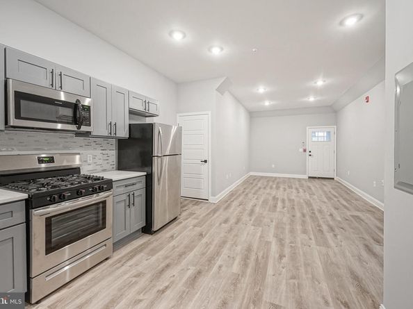 1156 S 52nd Street, Philadelphia PA 19143