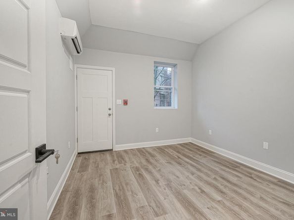 1156 S 52nd Street, Philadelphia PA 19143