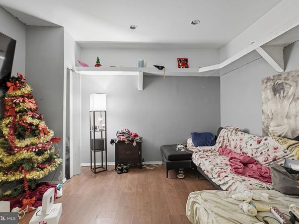 4302 Germantown Avenue, Philadelphia PA 19140