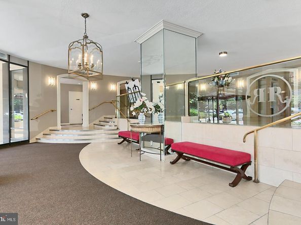 8370 Greensboro Drive 916, Mclean VA 22102