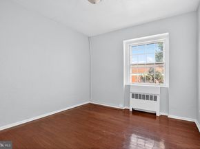 735 Melon Place E, Philadelphia PA 19123