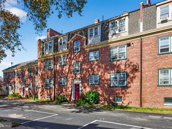 735 Melon Place E, Philadelphia PA 19123