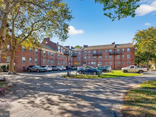 735 Melon Place E, Philadelphia PA 19123