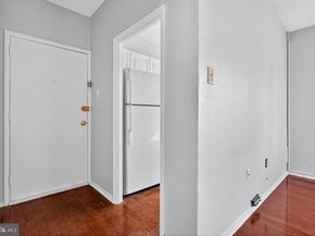 735 Melon Place E, Philadelphia PA 19123