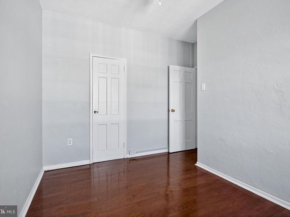 735 Melon Place E, Philadelphia PA 19123