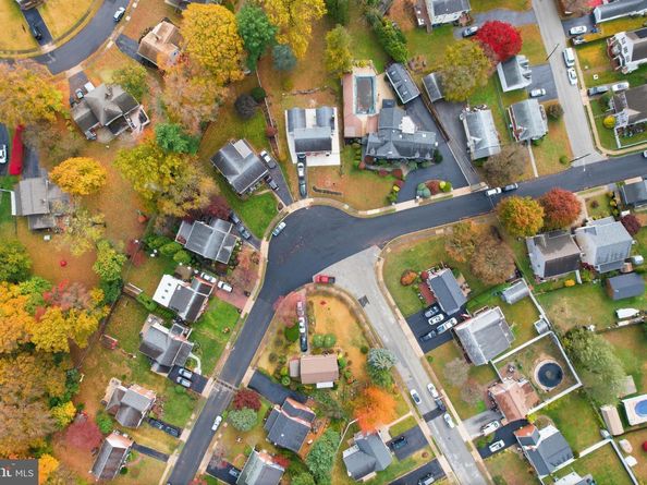 63 S Greenhill Road, Broomall PA 19008