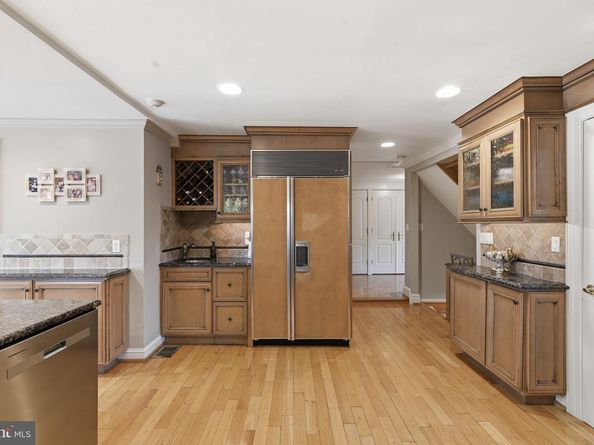 63 S Greenhill Road, Broomall PA 19008