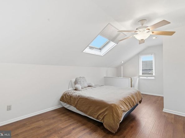 63 S Greenhill Road, Broomall PA 19008