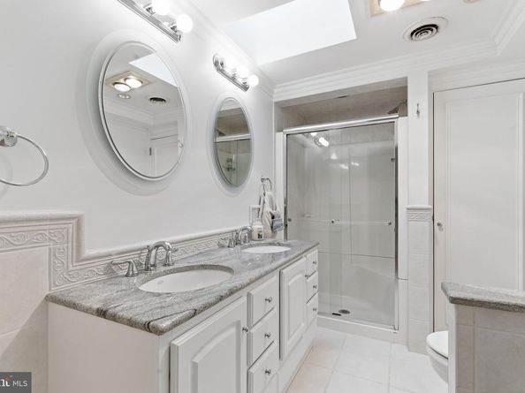 63 S Greenhill Road, Broomall PA 19008