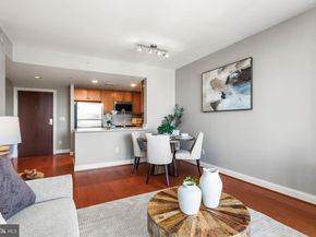 1020 N Highland Street 621, Arlington VA 22201