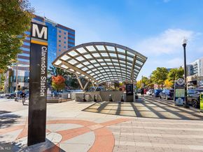 1020 N Highland Street 621, Arlington VA 22201
