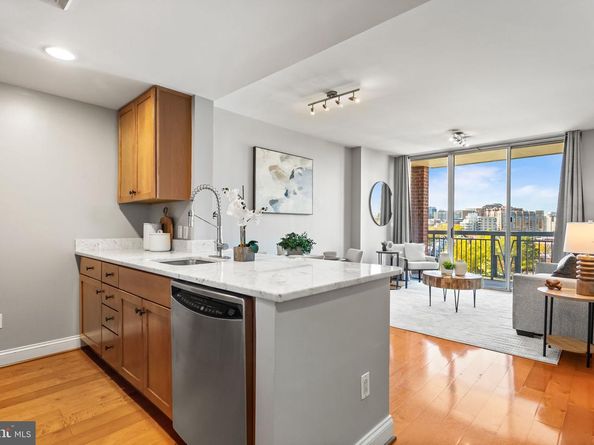 1020 N Highland Street 621, Arlington VA 22201