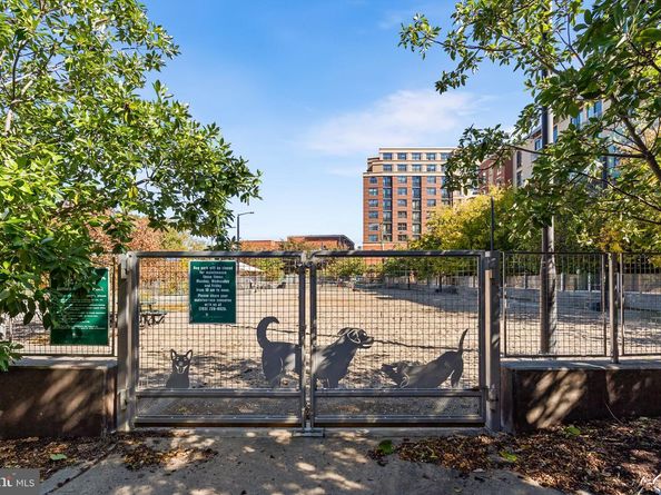 1020 N Highland Street 621, Arlington VA 22201