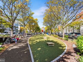 1020 N Highland Street 621, Arlington VA 22201