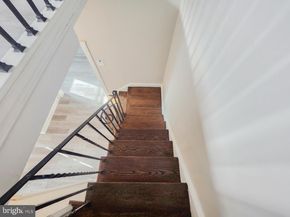 1100 E Barringer Street, Philadelphia PA 19119