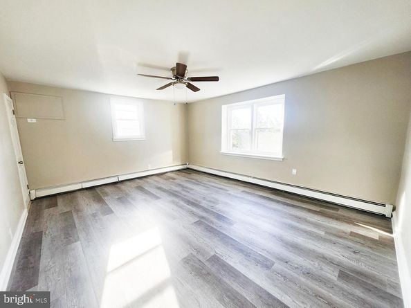 1100 E Barringer Street, Philadelphia PA 19119