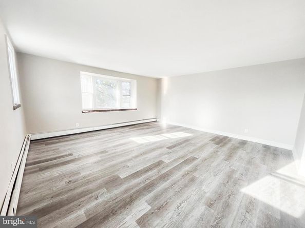 1100 E Barringer Street, Philadelphia PA 19119