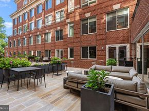 625 Slaters Lane G4, Alexandria VA 22314