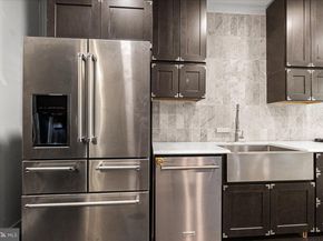 625 Slaters Lane G4, Alexandria VA 22314