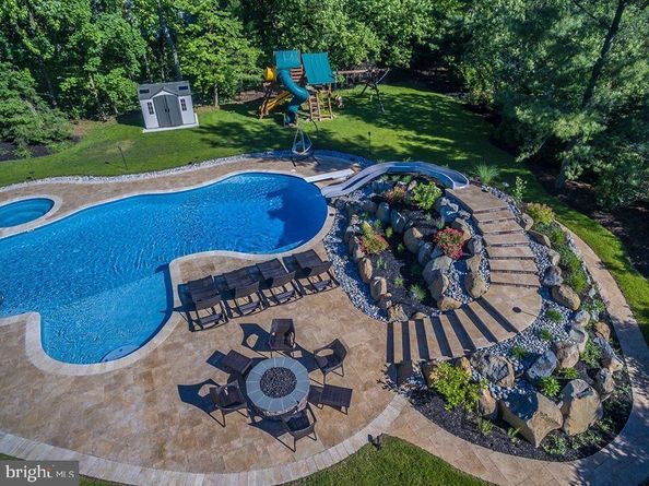 205 Amour Circle, Blue Bell PA 19422