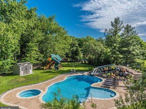 205 Amour Circle, Blue Bell PA 19422