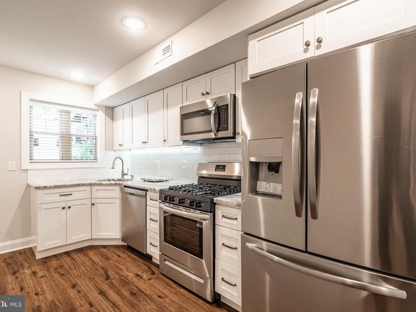 2141 Christian Street, Philadelphia PA 19146