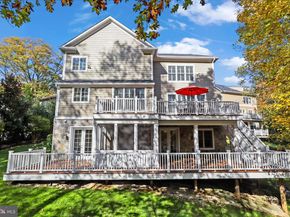 3601 27TH Street N, Arlington VA 22207