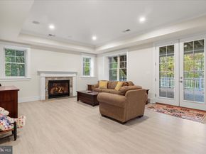 3601 27TH Street N, Arlington VA 22207