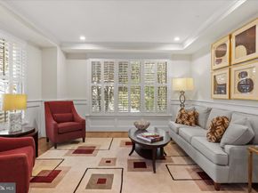 3601 27TH Street N, Arlington VA 22207