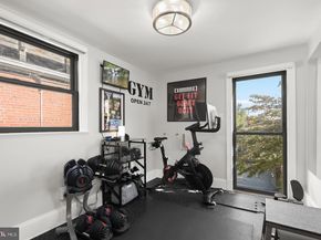 1733 11TH Street NW, Washington DC 20001