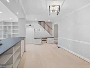 7322 Greentree Road, Bethesda MD 20817