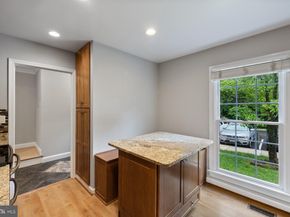 7322 Greentree Road, Bethesda MD 20817