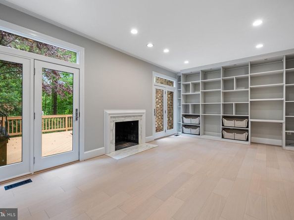 7322 Greentree Road, Bethesda MD 20817