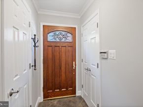 7322 Greentree Road, Bethesda MD 20817