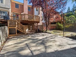 7322 Greentree Road, Bethesda MD 20817