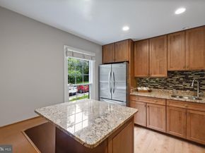 7322 Greentree Road, Bethesda MD 20817